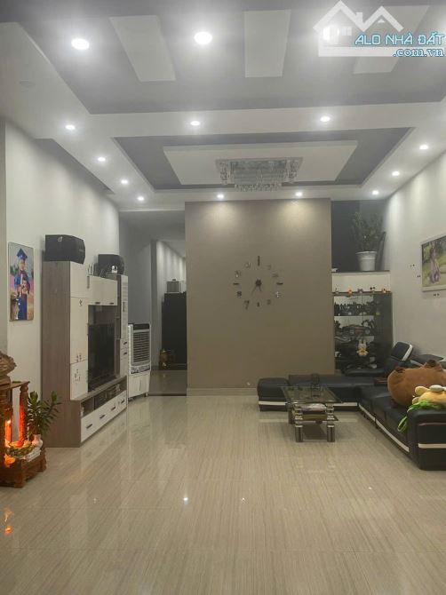 Bán nhà 1 trệt 1 lầu gần trường Song Ngữ Lạc Hồng, Bửu Long, Biện Hòa, 95m2, giá 4 tỷ 800. - 1