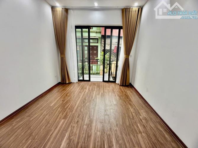 KHƯƠNG TRUNG- THANH XUÂN-NGÕ Ô TÔ THÔNG 2 PHỐ- 50M RA 2 MẶT PHỐ - KINH DOANH NHỎ - 1