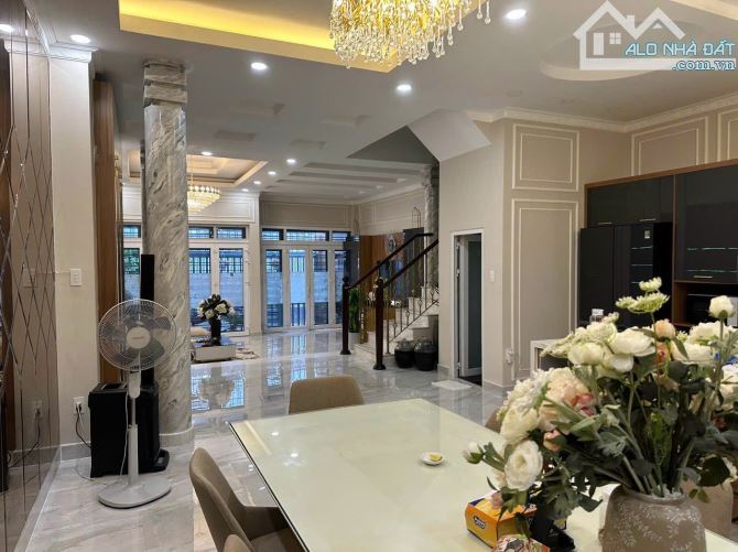 Bán nhà mặt tiền Nguyễn Thị Nhỏ , P15 , Q11 , 4 X 18m , 3 lầu , 17 tỷ thương lượng - 1