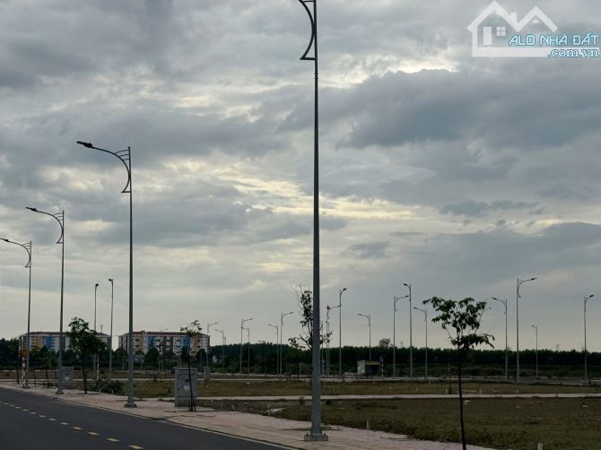 CHÍNH CHỦ cần bán mảnh đất NGAY MT Hùng Vương 100m2 GIÁ 800TR - 1