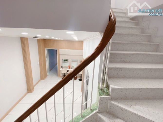 NHÀ 4 tầng MT ÂU CƠ TÂN BÌNH dt 105 m giá 22.9 tỷ - 1