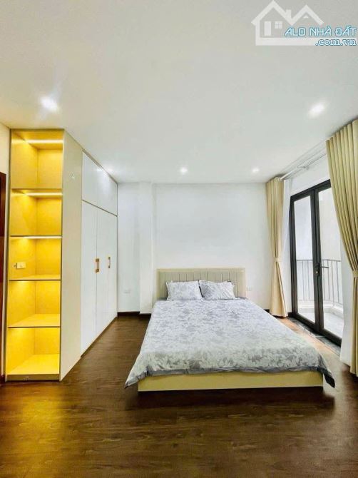 Bán nhà riêng Quận Đống Đa - mặt ngõ thông, sát phố, KD online, 30m2 x 4 Tầng - Sổ nở hậu - 1