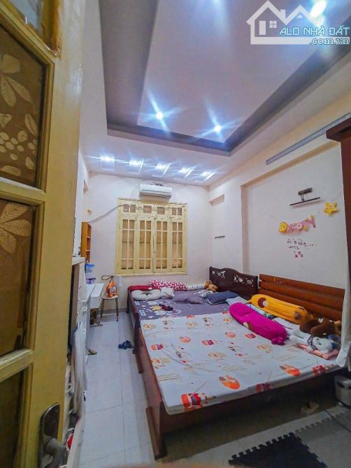 Bán Nhà Phố Tô Vĩnh Diện Thanh Xuân 50m2 5 Tầng Gần Ô Tô Giá Chỉ 9,x Tỷ - 1