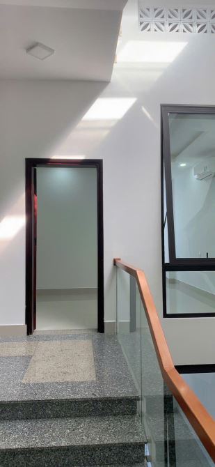 BÁN SIÊU PHẨM  MỚI 4T - VỊ TRÍ KINH DOANH - NGUYỄN CHƠN - LIÊN CHIỂU - NHỈNH 5 TỶ - 1
