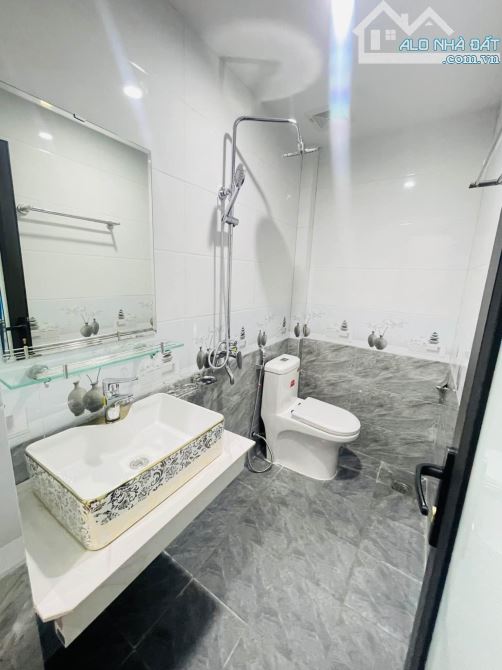 Hiếm- Ô tô ngủ trong nhà Ngõ rộng- Ở luôn. 40m2 4 tầng-Ngay gần ĐL TL. - 1