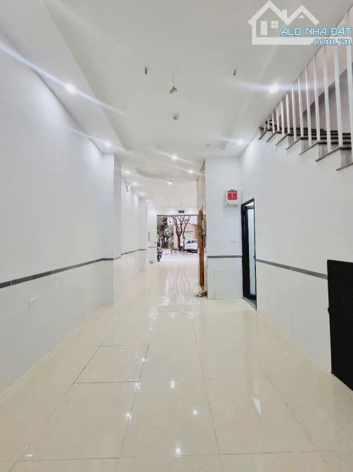 LK DV CỔNG ĐỒNG(LA KHÊ)HÀ ĐÔNG,PHÂN LÔ VỈA HÈ ÔTÔ TRÁNH THANG MÁY,50MX7T,GIÁ 15,7 TỶ - 1