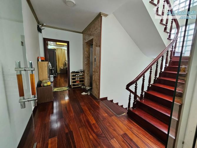 BÁN NHÀ TÔN THẤT TÙNG, LÔ GÓC, NGÕ THÔNG, KD, ÔTÔ TRÁNH, VÀO NHÀ. 99M2, 7TẦNG.  984823023 - 1