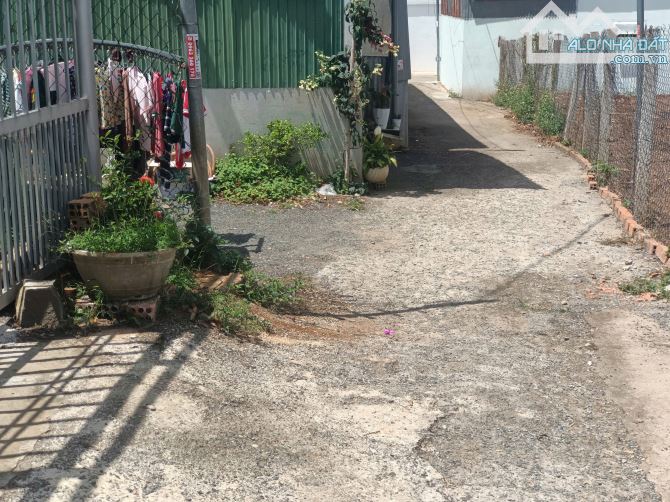 Bán Đất Gần chợ liên nghĩa dt 5x22m tc100m2 giá 1,4ty - 1