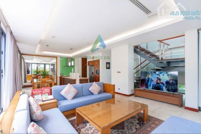 🔥 CHO THUÊ VILLA CAO CẤP – 750M², ĐƯỜNG 30M, FULL NỘI THẤT CAO CẤP - 4500 ĐÔ/ THÁNG - 1