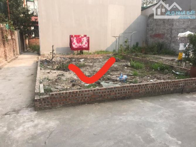 Bán đất  Đặng Vũ Hỷ - Đức Giang - lô góc ô tô- 40m mặt tiền5,4m 6,6 tỷ ( Thương Lượng - 1