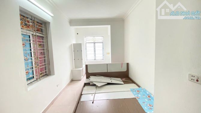 SIÊU PHẨM NHÀ 3 Tầng giá rẻ nhất Sở Dầu,Hồng Bàng  chỉ 2,1 tỷ nhà 3 sân cổng riêng gần 50 - 1