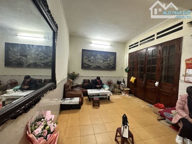 NGÕ NÔNG SÂN RỘNG – 3 tầng Quán Thánh 44m chỉ 8.9 tỷ - MẶT TIỀN RỘNG THOÁNG SÁNG - 2