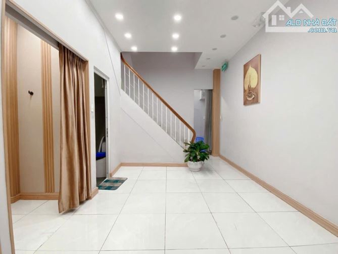 NHÀ 4 tầng MT ÂU CƠ TÂN BÌNH dt 105 m giá 22.9 tỷ - 2