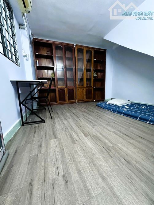 Bán Nhà Hẻm 313 Đường 3/2 Quận 10.KC:5 Tầng.Giá 6.3 Tỷ - 2