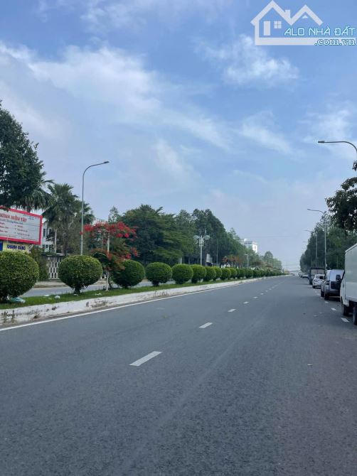 Cho thuê mặt bằng trốn 1.680m2 đất full ODT Mặt tiền Nguyễn Văn Cừ khu biệt thự Cồn Khường - 2