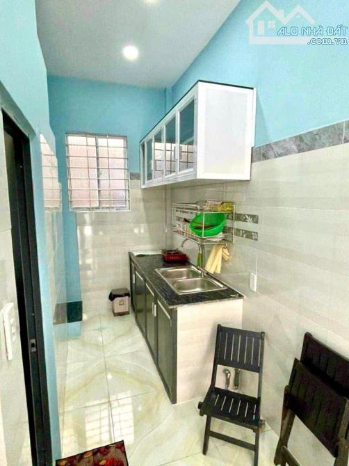 MẶT TIỀN - HẺM XE HƠI NÉ - DÒNG TIỀN 96TR/NĂM - 21M2 - 3 TẦNG - BÌNH TÂN - SÁT BX MIỀN TÂY - 2