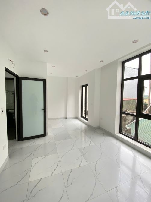 BÁN NHÀ 4 TẦNG – 43M² – GẦN Ô TÔ – BIÊN GIANG, HÀ ĐÔNG - 2