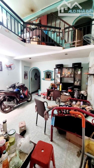 🌹🌹CHÍNH CHỦ, NGUYỄN TRỌNG TUYỂN, PHÚ NHUẬN, 41M2, 3 TẦNG, 3 PN, 3WC. GIÁ 6 tỷ 🌹🌹 - 2