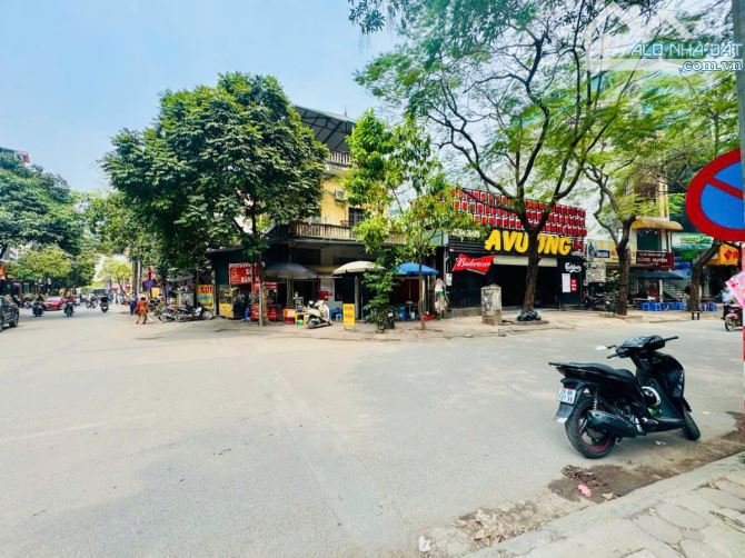 BÁN NHÀ CẤP 4, ĐẦU TƯ, MẶT  PHỐ DỊCH VỌNG HẬU, CẦU GIẤY, DT 656M2* MT 18M* GIÁ 205 TỶ - 2