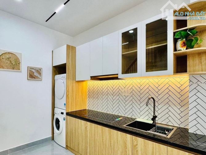 BÁN NHÀ BÙI ĐÌNH TUÝ- GẦN C.HỢ BÀ CHIỂU P.12 BÌNH THẠNH - 2 TẦNG - 30M2 - CHỈ 5,15 TỶ - 2