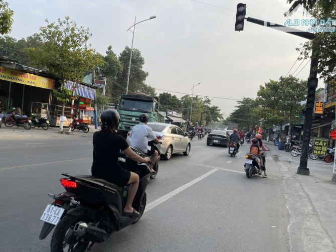 Bán Đất Mặt Tiền Nguyễn Thị Minh Khai Dĩ An Tặng Nhà Tiền Chế - 2