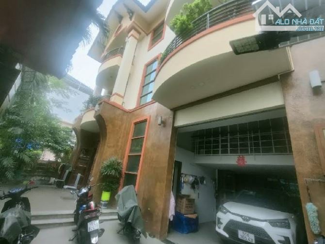 Biệt thự lô góc 3 tầng 229m2 (14.6×16) đường số 30, Tân Phong Q7 Giá 63.5 tỷ - 2