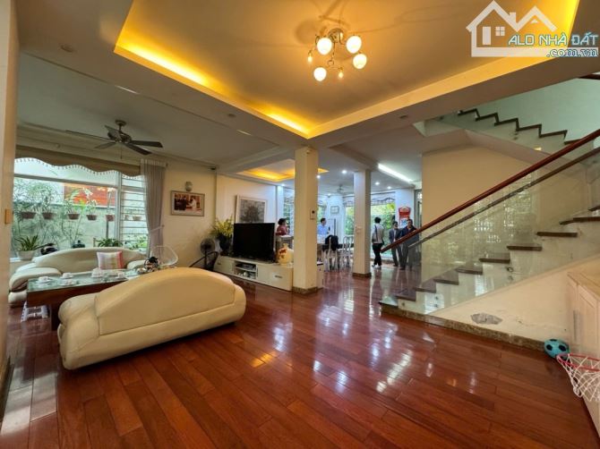 BÁN NHÀ LIỀN KỀ NGUYỄN PHONG SẮC – CẦU GIẤY | 88M², 5 TẦNG, NHỈNH 30 TỶ - 2