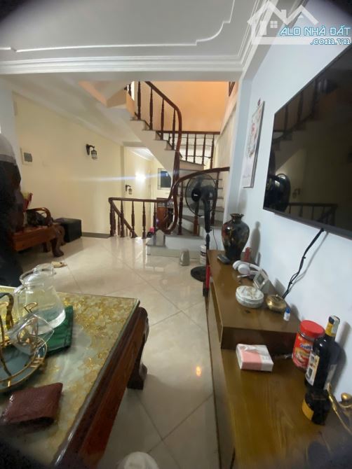 Kim Giang DT 41M  5 TẦNG MT 3.5M GIÁ  7 .8  tỷ - 3