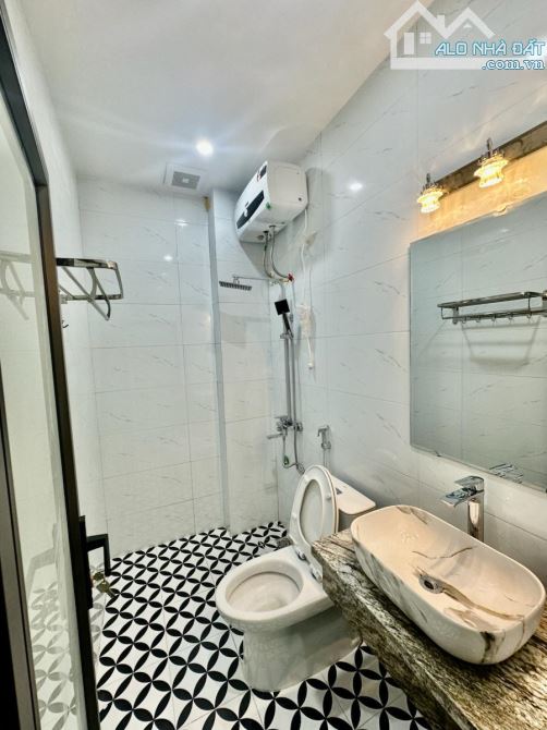 Bán Gấp Nhà Kim Giang, Nhà Mới Full Nội Thất - Cách Ô Tô 20m - 3