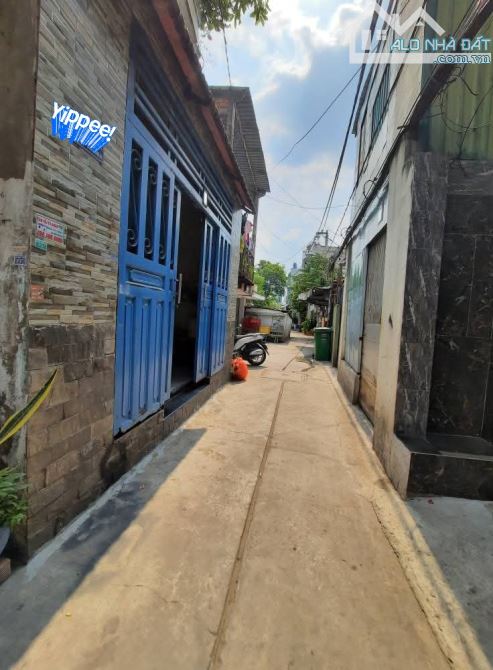 Bán gấp nhà An Dương Vương 66m2 3 tầng hoàn công đủ sát mặt tiền chỉ nhích nhẹ 5 tỷ - 3