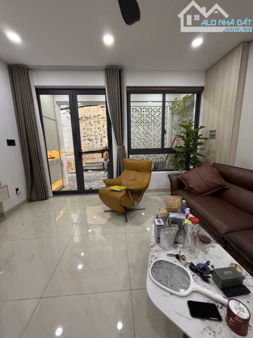 🏚️ Bán nhà 3 tầng HXH Nguyễn Đình Chiểu Q3. Ngang 4,4m dài 14m giá 16,2 tỷ. - 3
