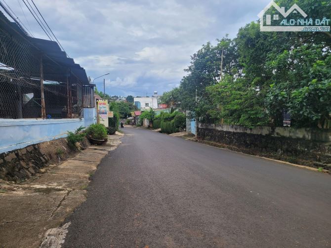 LÔ ĐẤT ĐẸP 10,4×38 NGAY ĐẦU ĐƯỜNG LƯƠNG THẾ VINH GIÁ 8.9 TỶ - 3