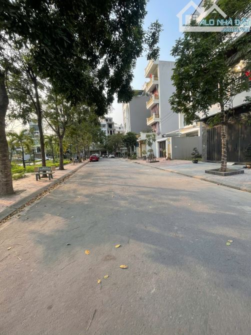 🍀 Bán lô góc cực hiếm sau Quận Uỷ Hồng Bàng (Khu đô thị mới Sở Dầu) View Vườn hoa cực đẹp - 3