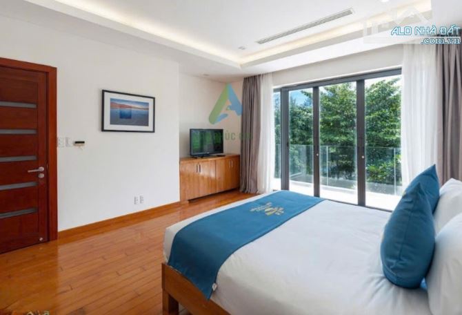 🔥 CHO THUÊ VILLA CAO CẤP – 750M², ĐƯỜNG 30M, FULL NỘI THẤT CAO CẤP - 4500 ĐÔ/ THÁNG - 3