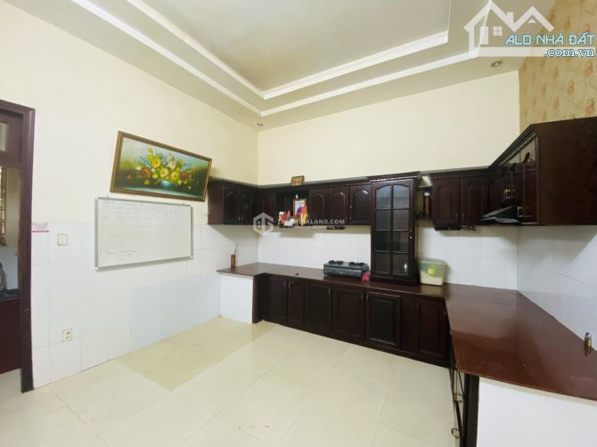 Bán nhà 4 tầng mặt tiền đường Mạc Đỉnh Chi Phường 4, 137m2 vị trí kinh doanh, 13 tỷ - 4