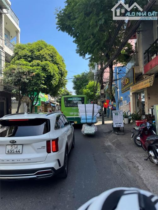 **Bán nhà mặt tiền Phan Văn Sửu, P.13, Tân Bình; (12*7) 5 tầng - 10,7 tỷ - 4