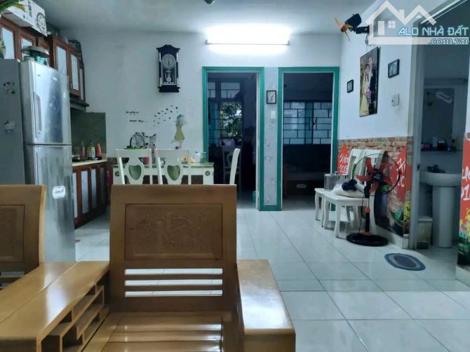 Gấp bán - căn hộ sân vườn CC Thới An - 135 m2 - 2pn - chỉ 2.99 tỷ - 4