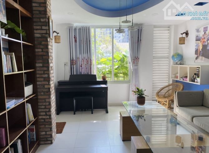 Biệt thự Gia Hoà, mặt tiền kinh doanh Nguyễn Đình Thi (trục chính KDC Gia Hoà) - 4