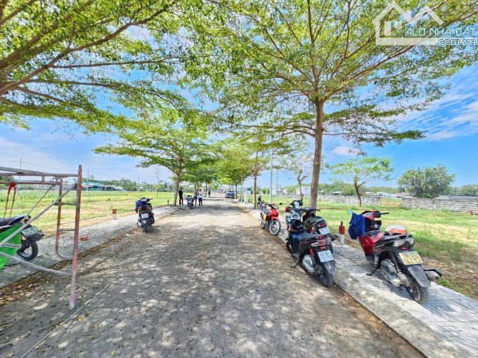 Sang gấp lô đất ngang 8m Tân Phú Trung, Củ Chi, tổng 80m2 full thổ, SHR, 1 tỷ 950 - 4