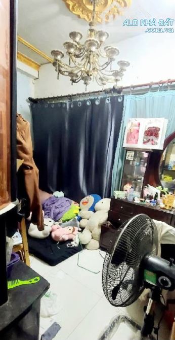 Bán gấp nhà An Dương Vương 66m2 3 tầng hoàn công đủ sát mặt tiền chỉ nhích nhẹ 5 tỷ - 4