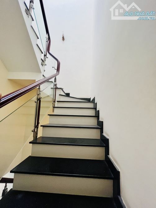 BÁN NHÀ MẶT TIỀN THẠNH XUÂN- QUẬN 12- 79M2, 3 TẦNG, GIÁ RẺ CHỈ 4 TỶ 400 - 4