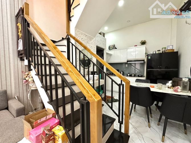 🌟 PHÚ NHUẬN - LÊ VĂN SỸ – 4 TẦNG (4m x 9m) - 5PN – CHỈ 15M RA MẶT TIỀN – 7.X ĐỒNG 🌟 - 4