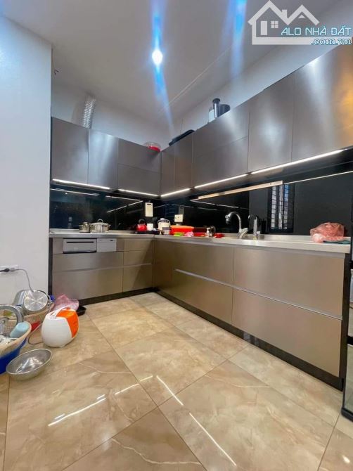 bán nhà Mặt Phố KHÚC THỪA DỤ - TRẦN THÁI TÔNG Kinh Doanh 44m2 5T GIÁ 27 TỶ - 4
