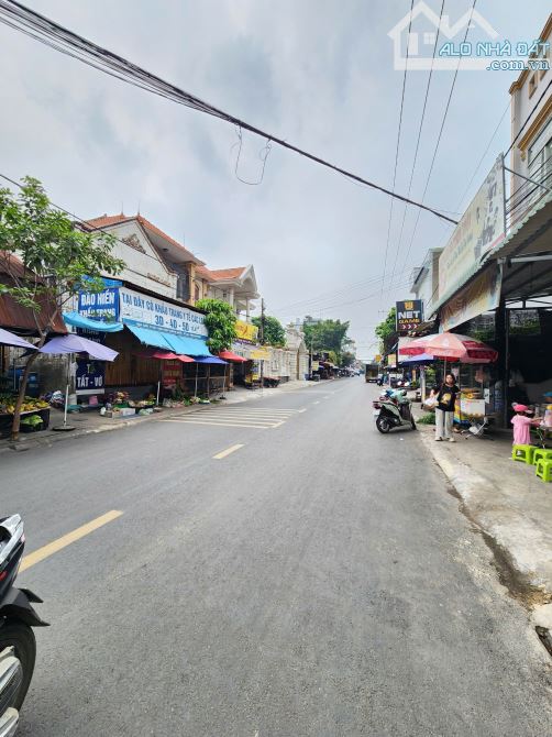 Bán nhà 1T1L và dãy trọ 10x46m, mặt tiền chợ xóm vắng, p.Dĩ An, đang thuê 40tr/th - 4