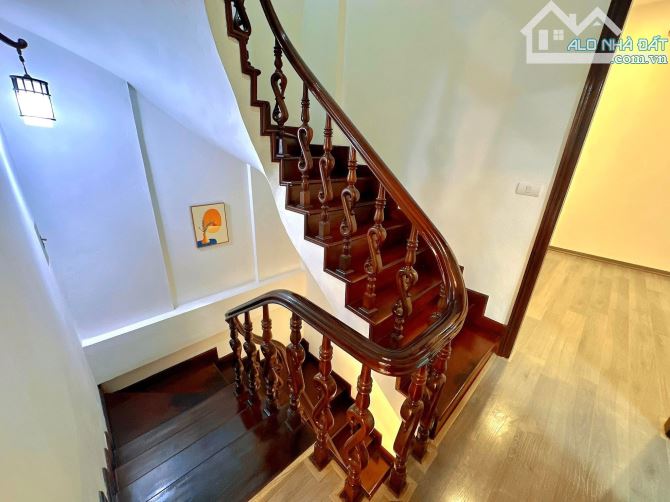 BÁN NHÀ NGUYỄN TRÃI - THANH XUÂN - PHÂN LÔ VIP - 3 THOÁNG - Ô TÔ NHỎ ĐỖ CỬA - 59M * 5T - M - 4