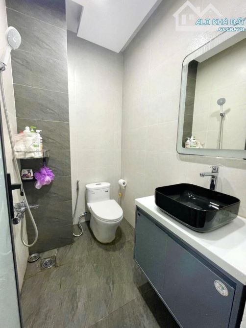 GẤP BÁN  NHÀ 1/ -3TẦNG-SD 100M2-4PHÒNG NGỦ - Nguyễn văn lượng p17 nhỉnh 4TỶ- MỚI - 4