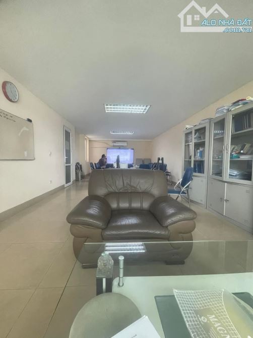 Bán nhà phân lô ngõ 23 Lê Văn Lương 85m2, 4 tầng, mt 6m, cho thuê 50 triệu/ tháng, 45 tỷ. - 5