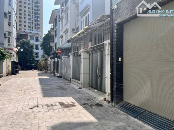 BÁN NHÀ LĨNH NAM, HOÀNG MAI - 5 TẦNG PHÂN LÔ - Ô TÔ VÀO NHÀ - THANG MÁY - KINH DOANH - FUL