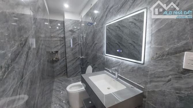 Bán nhà Miếu Hai Xã, Dư Hàng Kênh, Lê Chân, 5 tầng, 43m2, 4tỷ65 - 5
