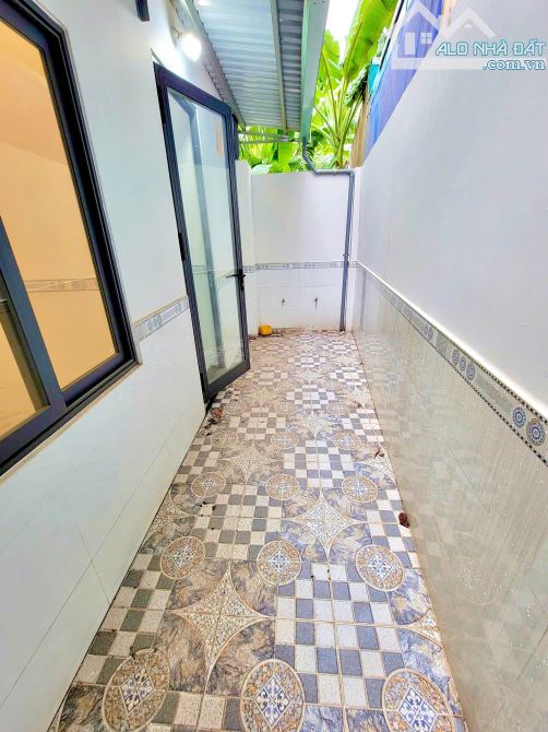 Bán nhà phố Châu Âu sát chợ An Bình - Tam Phước ,gara để 2 xe 7 chỗ ,DT nhà lớn 163m2 - 6